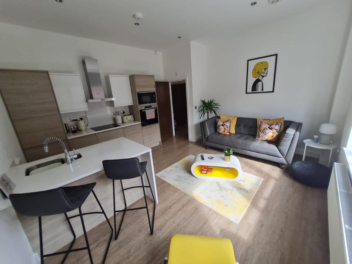 34 Cuppin Street - Luxury City Centre Apartment! Chester Eksteriør bilde