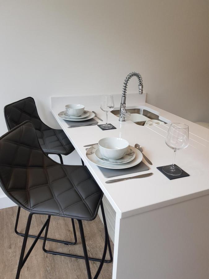 34 Cuppin Street - Luxury City Centre Apartment! Chester Eksteriør bilde